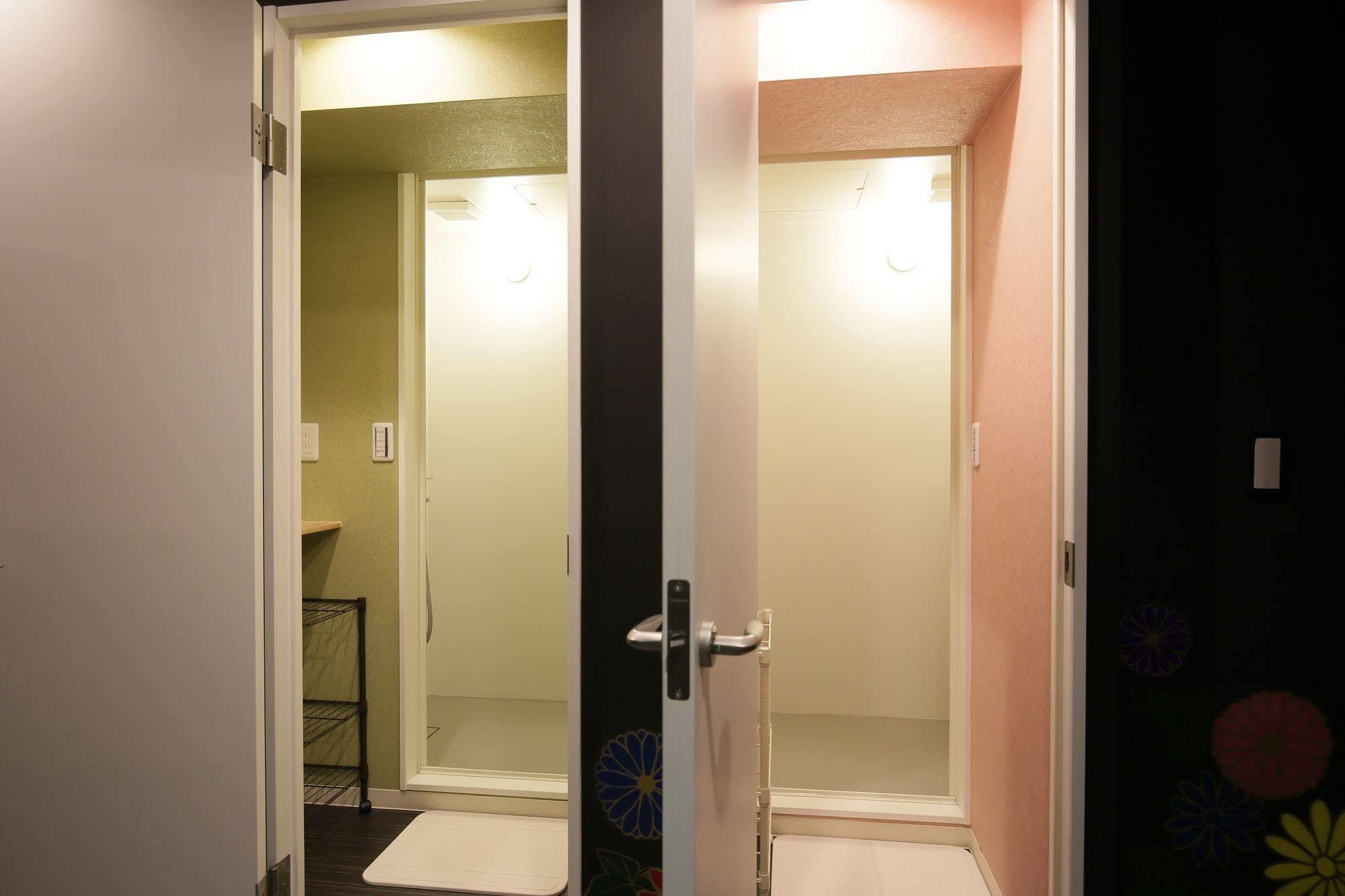 Samurais Hostel Ikebukuro โตเกียว ภายนอก รูปภาพ