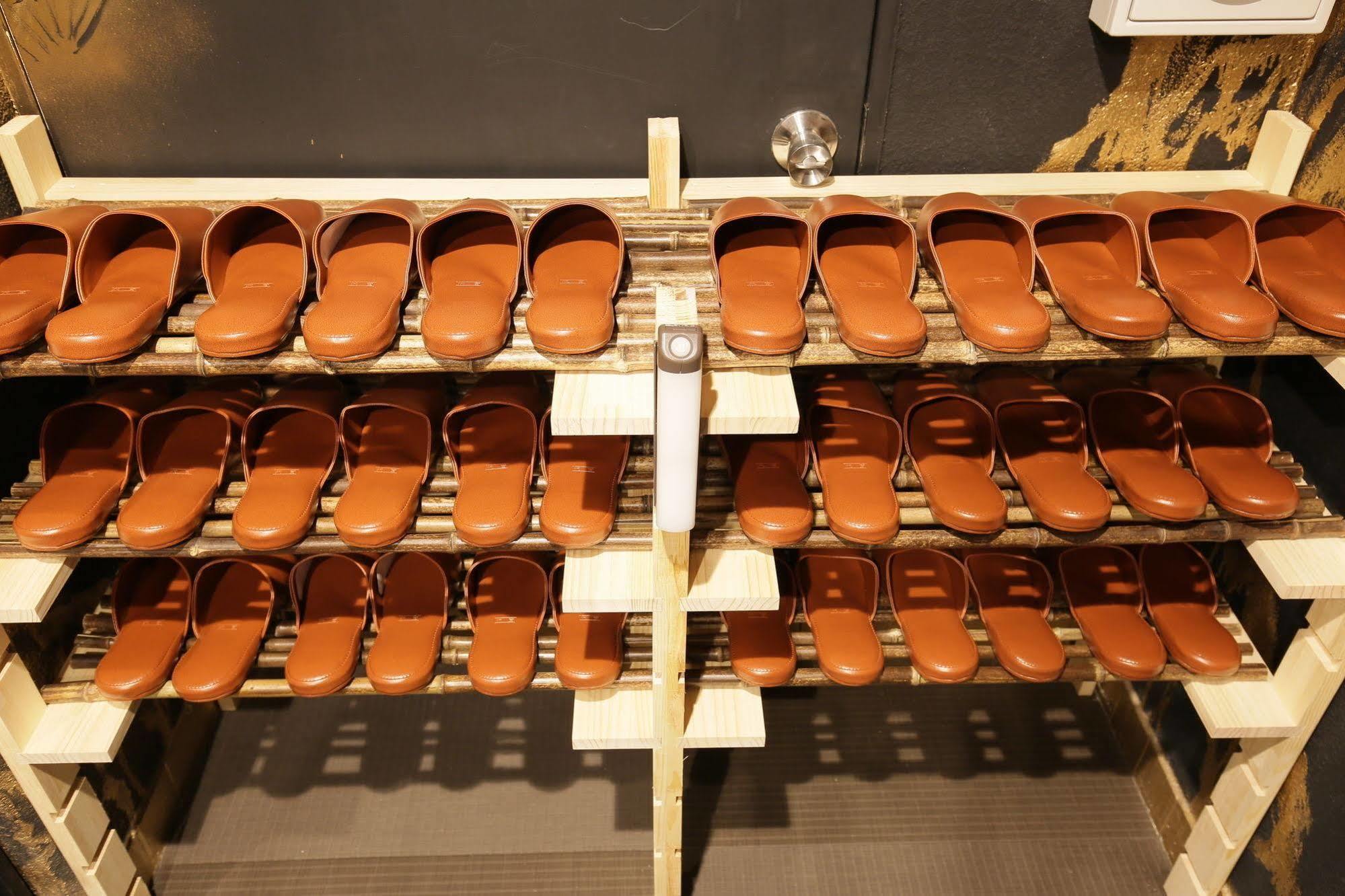 Samurais Hostel Ikebukuro โตเกียว ภายนอก รูปภาพ